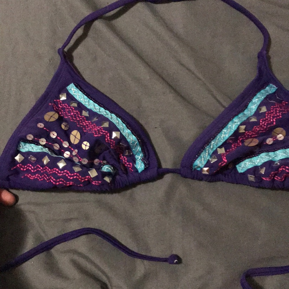 Two piece bikini - Picture 2 of 2